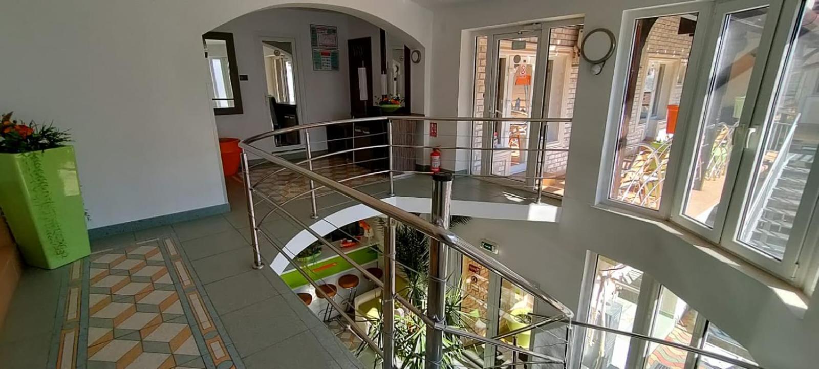 Pensiunea Sergiu & Geanina Arad Buitenkant foto